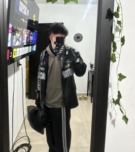 alice_julls Public Pic 2