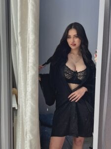 Madam od Sofia_Plump  3 snímek