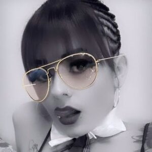 vogue_sexxx Public Pic 2