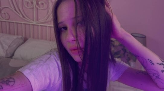 EvilyneEva Selfie Queen 👑 Foto