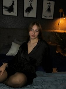 SallyMills My first photo shoot for you Pic 6