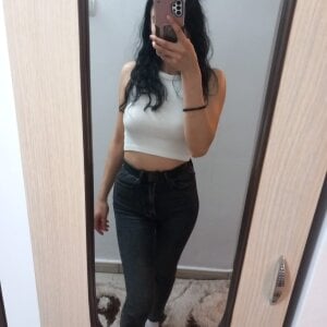 Virgin_Pussy_SquirtPVT Public Pic 6