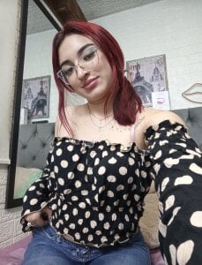 Sophiahilt0n_ Public Pic 4