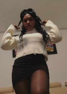 Isla_Scott More of isla Pic