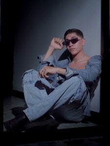 AxelBlaze_ Pose Pose Pose 🫦 Hình 3