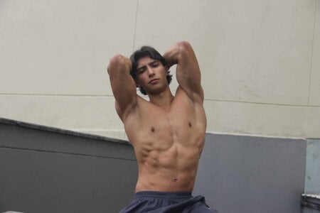 Emmet_CollinsJS Me зображення 2