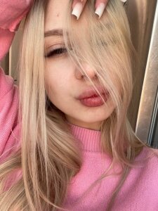 MonaChasey fresh day Pic 8