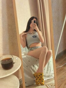 LoraAckerman Public 사진 5