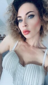 DiamondMilff Me being myself Pic 3