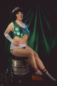 Kiara_Fox__ kullanıcısının HAPPY ST. PATRICK'S DAY albümü -  6 fotoğraf