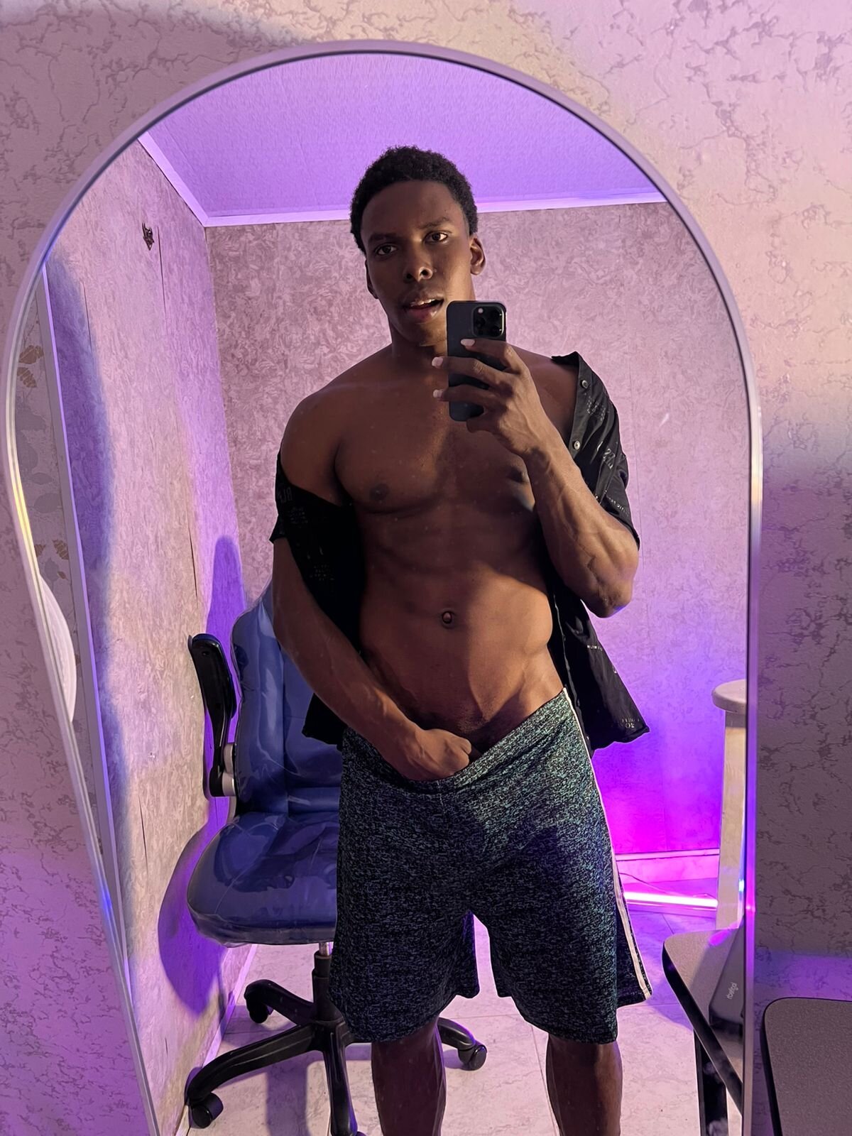 mike_aly Trendaava kuva 6380