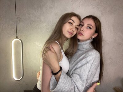 ElgaBlissett 2 sites of coins)) 😎😉 Pic 2