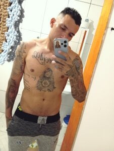 Carlosklr7 Public Pic 6