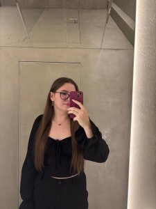 LinseyBellisarioのIt’s me🥰の 4枚の写真