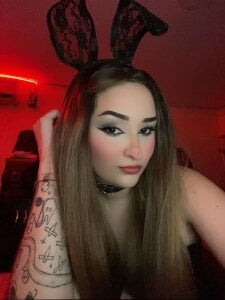 The_other_Alice Public Pic 2