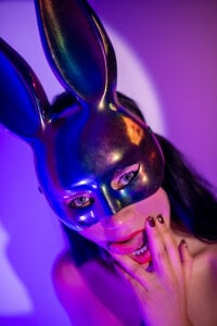 RoxanaBorns_ Halloween is here! 😈🔥 Pic