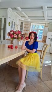 Mery_Poppins Snow White Pic 4