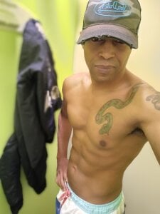 BLACK-O-TOP Public Pic 3