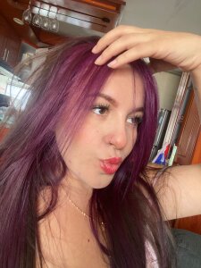 carlota_petiteNew Hairstyle图片 9