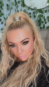 BonnyDesire Public Pic 8