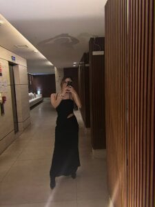 TonishaThal Public Pic 4