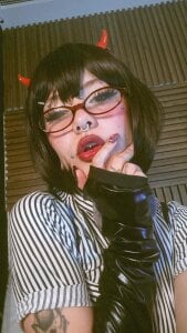 MelisaVelvet KISS ME, TOUCH ME.. Pic 6