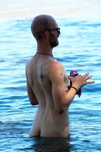 StoneMaverickandGauge Public Foto