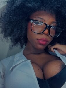 AmiraMorgan Your favorite sexy secretary Εικόνα 2