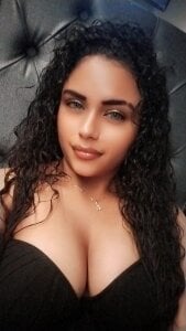 violet-white Public Pic