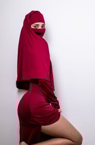 Ridwana_ The elegant and naughty can inhabit the same body 😏👠 Pic 2