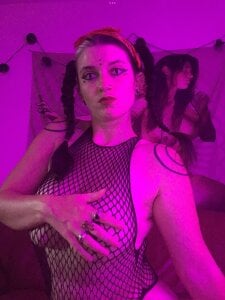 bruisedblossoms Public Pic 3