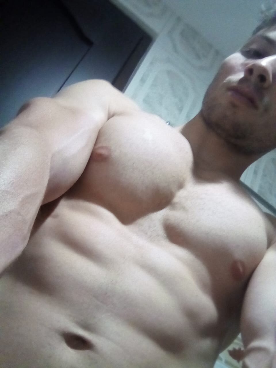 Rocky_Muscle adlı kullanıcının viral fotoğrafları:  4716