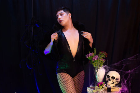 Ellis-Brown Halloween Vibes 🎃🦇 Pic 2