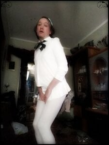 Bunny-without-panties Public Pic 3