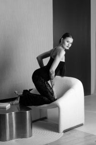 Wanda_Gomez business lady Pic 7