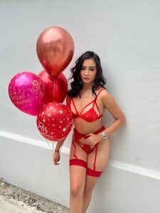 martina_mayers Happy birthday to me❤️ Photo 5