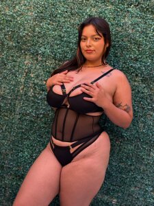 lizzietracy Horny Girl🔥❤️ Pic 2