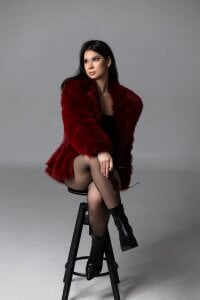 SaraDenars Crimson Desire Pic