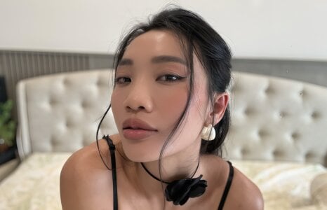 Public de LonelyMillionaire  5 photos