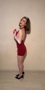 Anita_Robby kullanıcısının Halloween Prom Queen👑 albümü -  2 fotoğraf