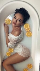 mirrame Public Pic 2