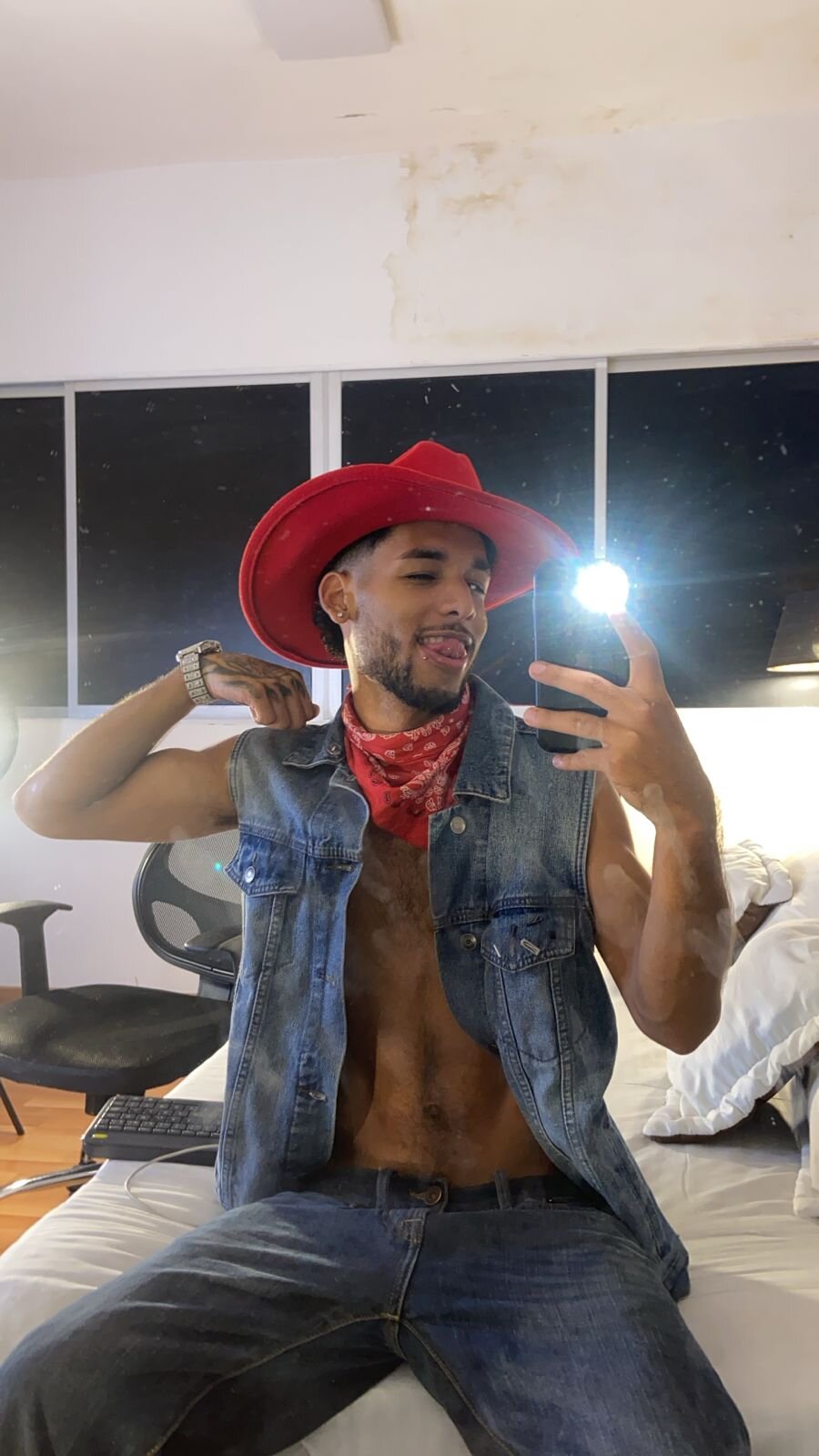 Thiagoferreti 님의 트렌드 중인 사진  9399개