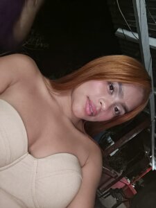 Scarlett_ST Public Pic 5