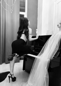 BeatrixGeer meowmeowmeow Pic