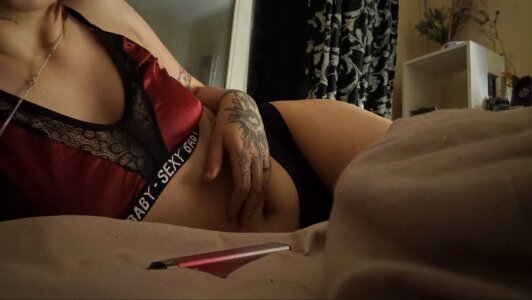 Withbeautyeyes Red Bestie Pic