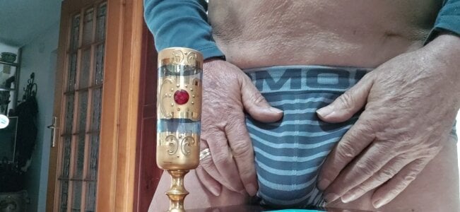 jhonschen's Fondo calice che allarga il mio prepuzio Sex Photo 4