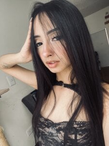 antonellariva_ Sin brackets jeje Pic 2