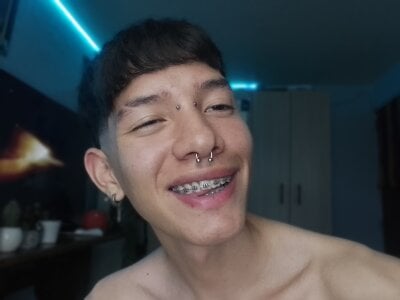 heyy_noah11 Hey Noah 🤤🥰 Pic