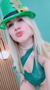 Crystal-Woods Happy St. Patrick’s Day… come get your dose of good luck.💚😉 Pic 3