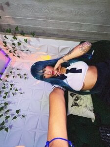 Aikabett Your Blue Girl Pic 2